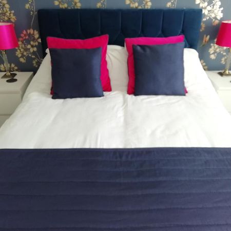 Audley Guest House Llandudno Bagian luar foto
