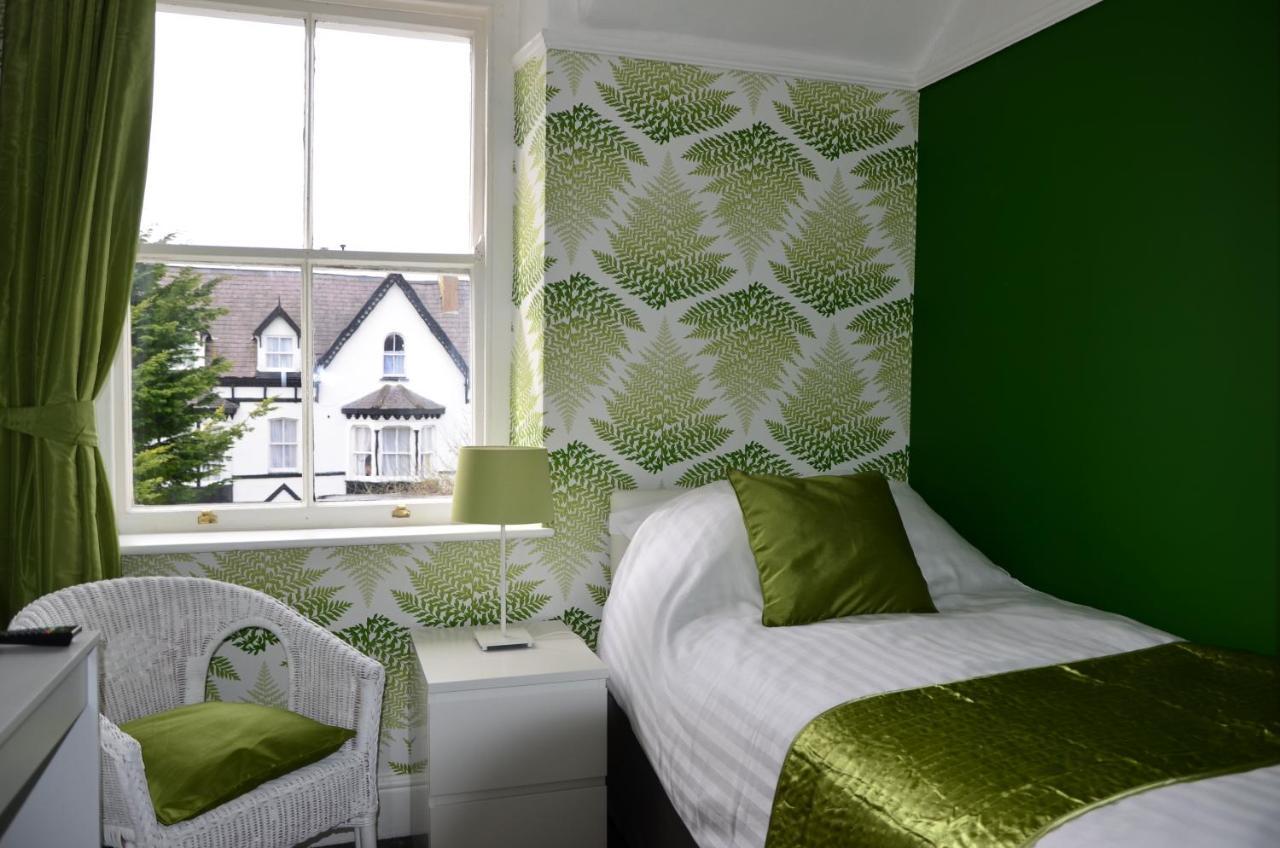 Audley Guest House Llandudno Bagian luar foto