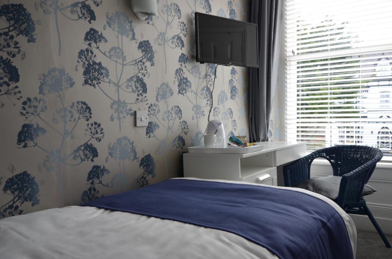 Audley Guest House Llandudno Bagian luar foto