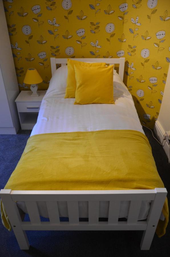 Audley Guest House Llandudno Bagian luar foto
